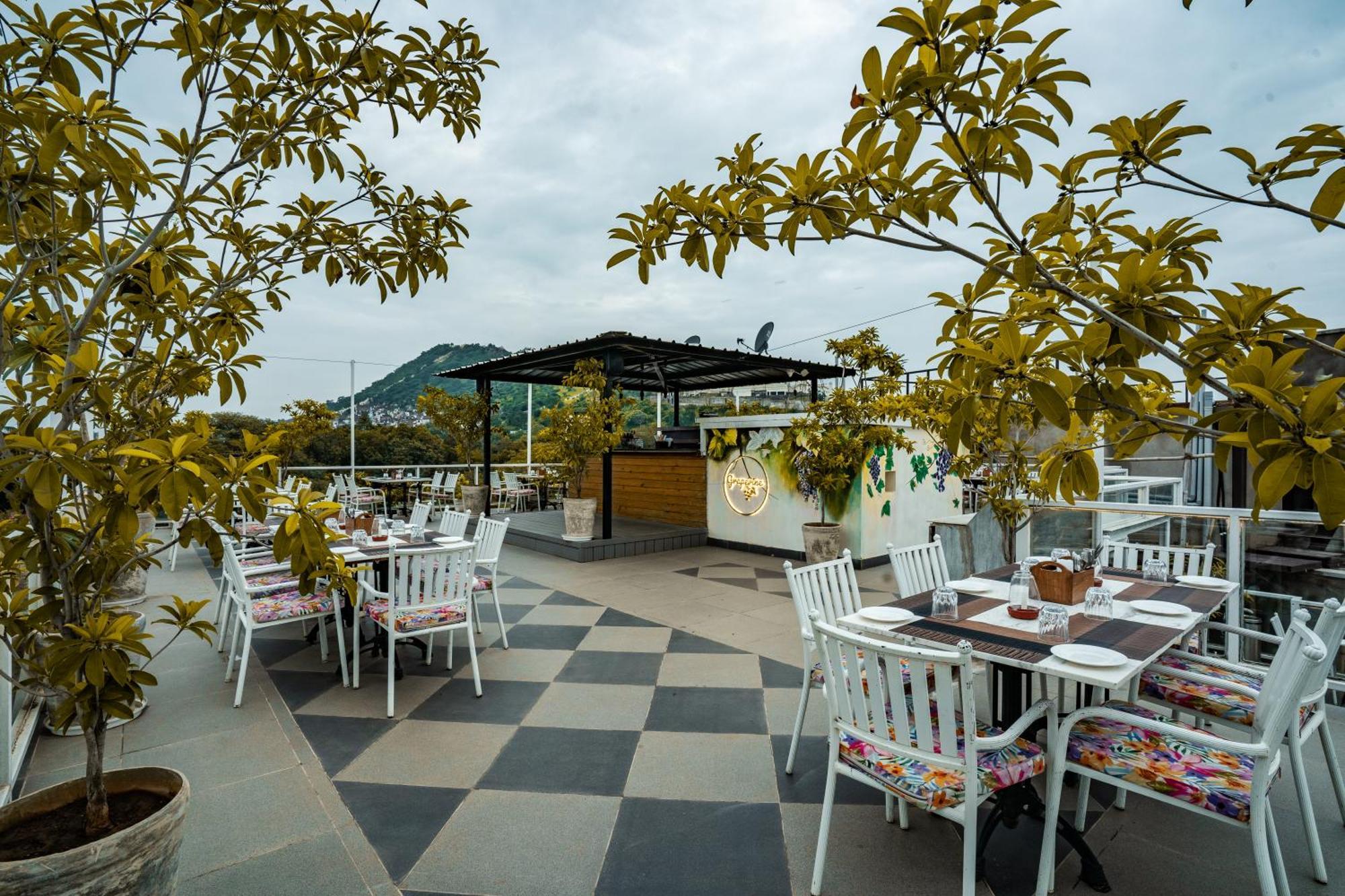 Tripli Hotels Shiv Villas Udaipur Dış mekan fotoğraf