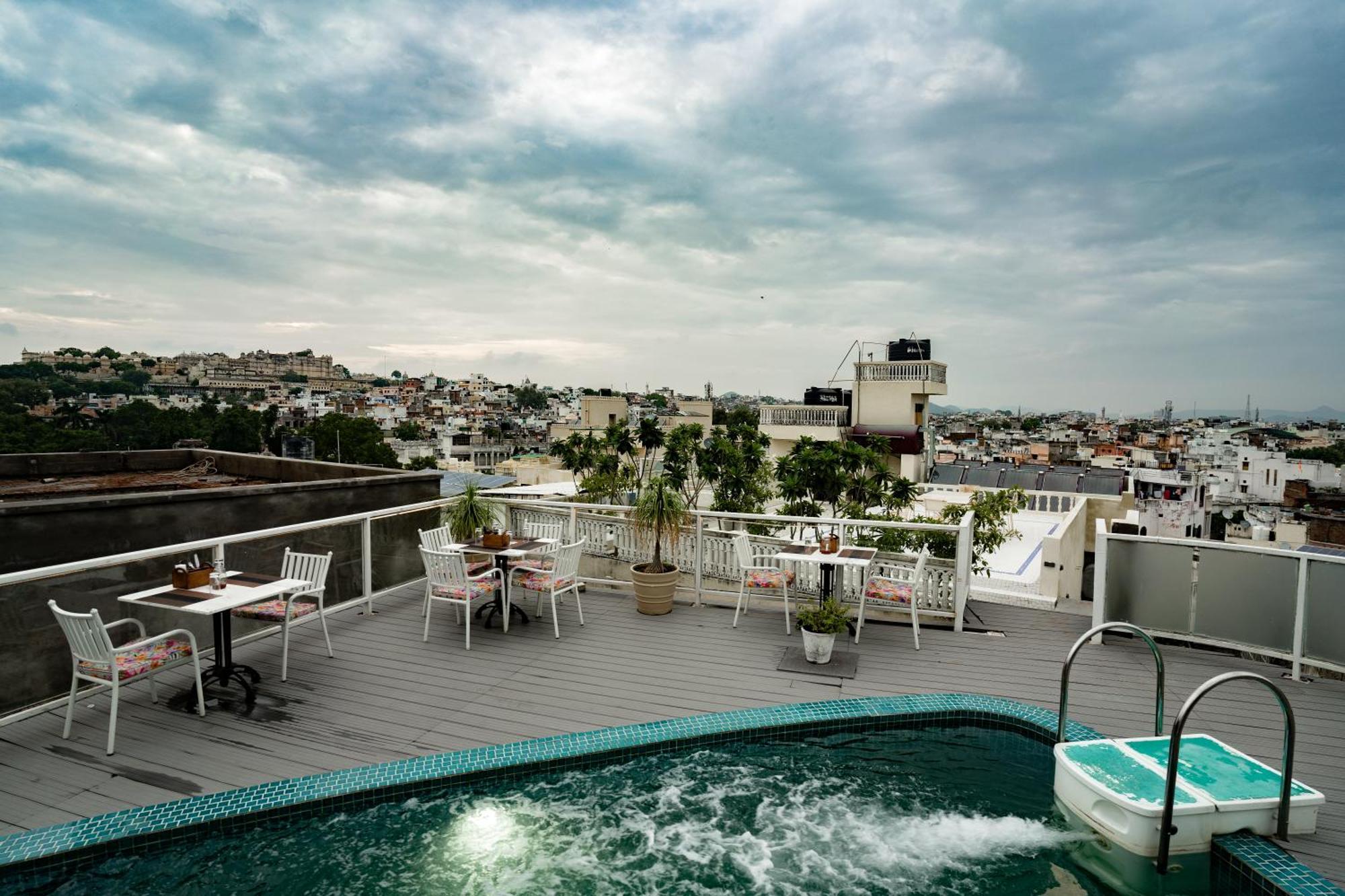 Tripli Hotels Shiv Villas Udaipur Dış mekan fotoğraf