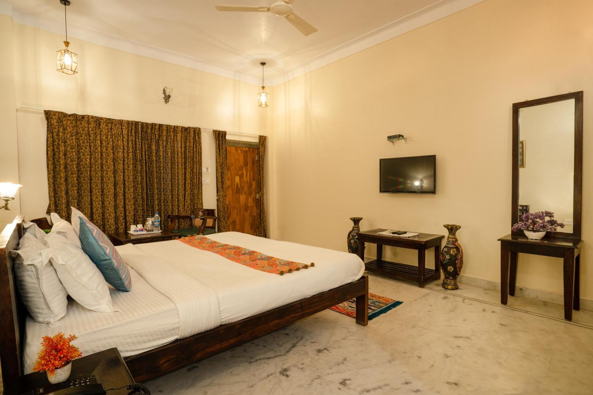 Tripli Hotels Shiv Villas Udaipur Dış mekan fotoğraf